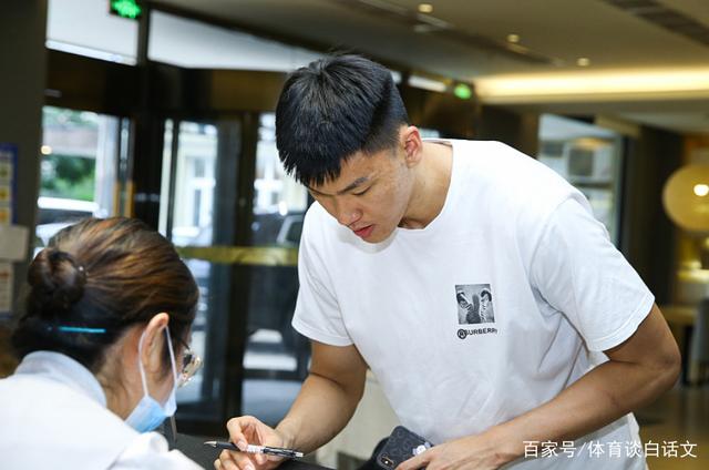 皇冠体育-转会期北京首钢防线松动：西甲节点到来，震撼外界，训练强度明显提升的简单介绍-皇冠体育